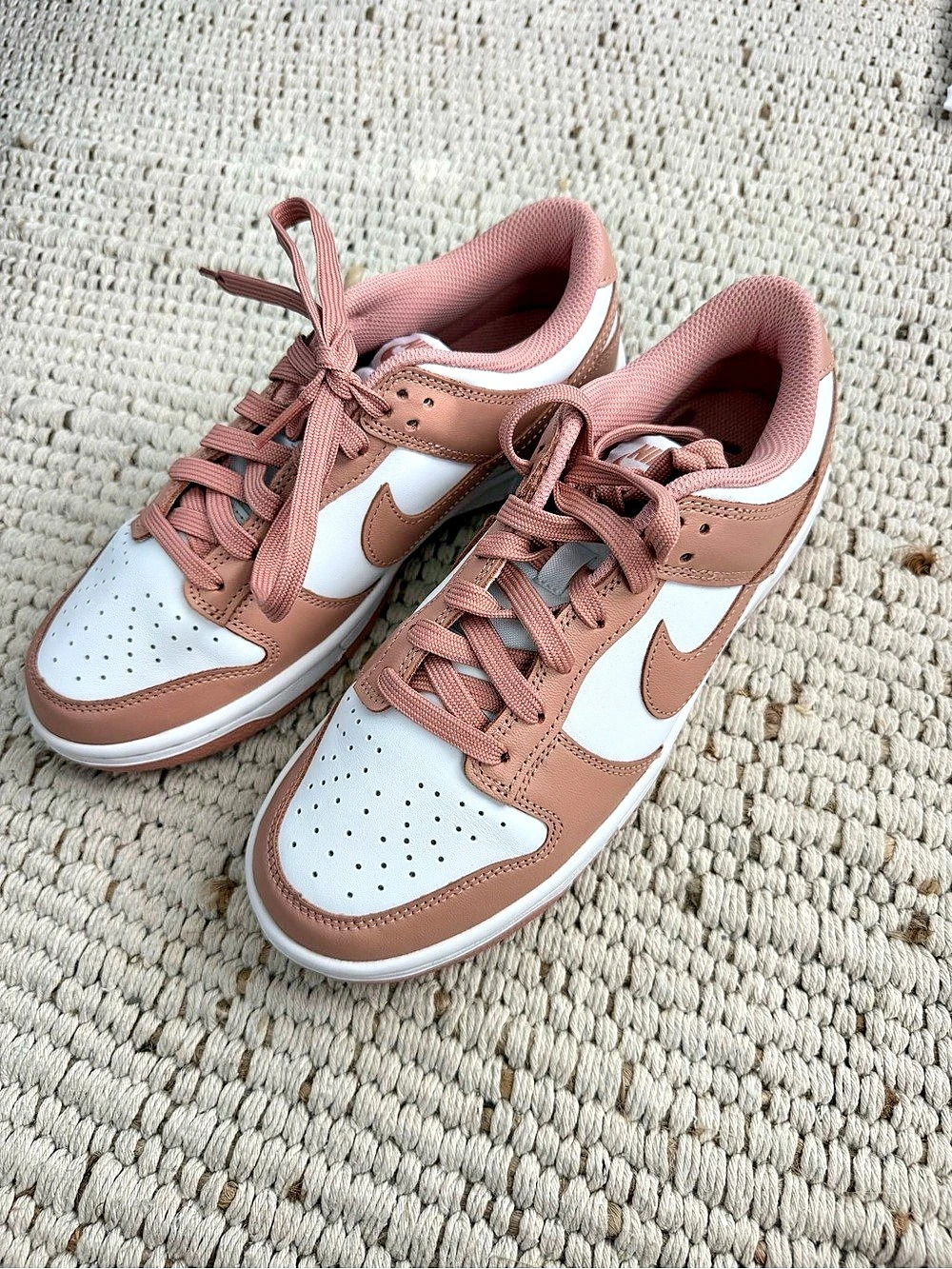 Nike Dunk Low Rose Whisper Sneakers in Pink & White size 7.5 brand new